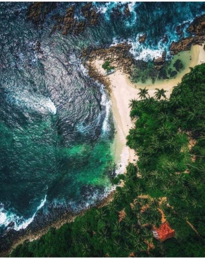 London Villa Secret Beach Mirissa Exterior photo